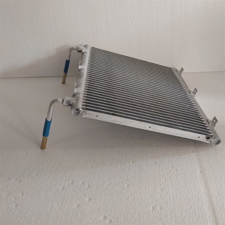 Air Conditioning Parallel Flow Micro Channel Condenser